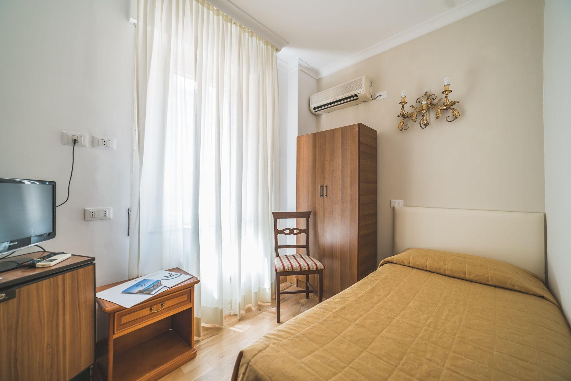 Gh Hotel San Giusto Рим Екстериор снимка