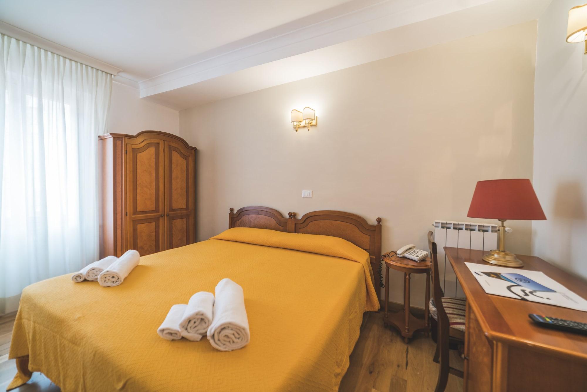 Gh Hotel San Giusto Рим Екстериор снимка