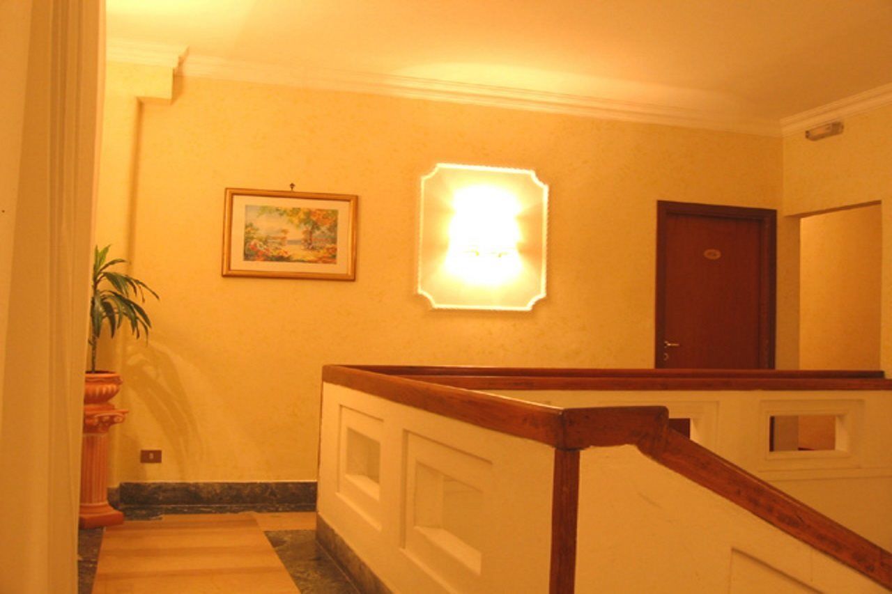 Gh Hotel San Giusto Рим Екстериор снимка