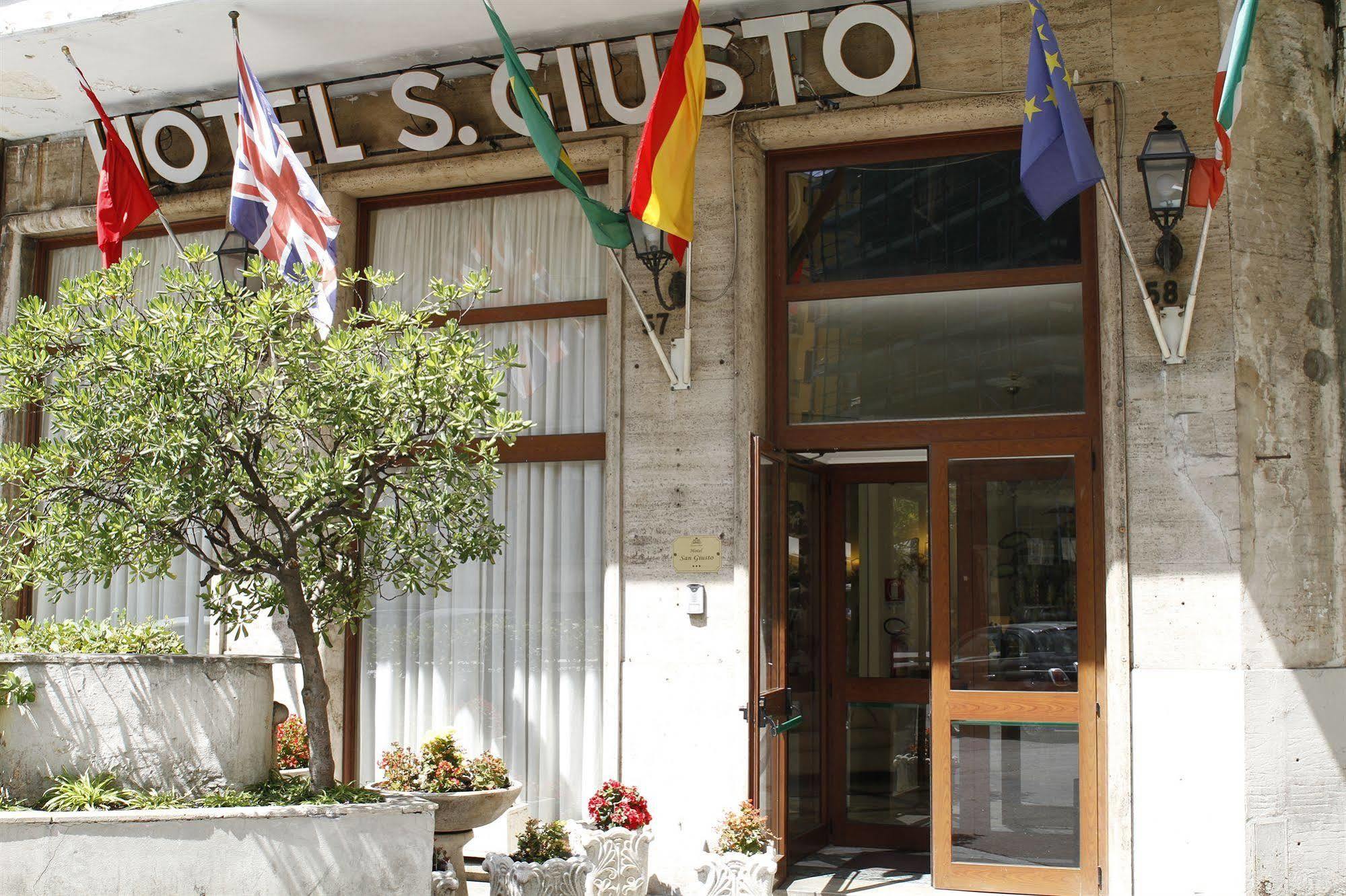 Gh Hotel San Giusto Рим Екстериор снимка