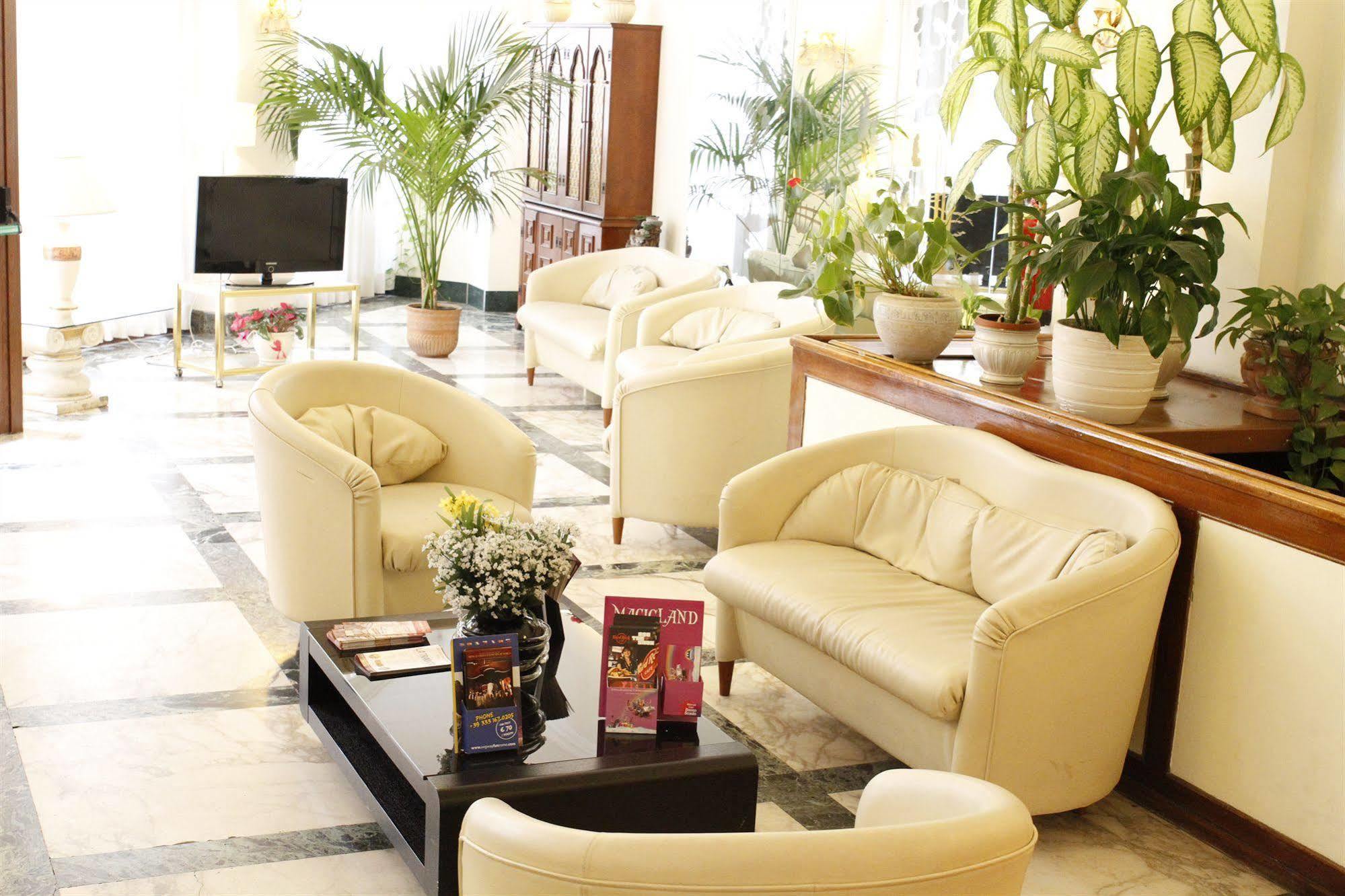 Gh Hotel San Giusto Рим Екстериор снимка