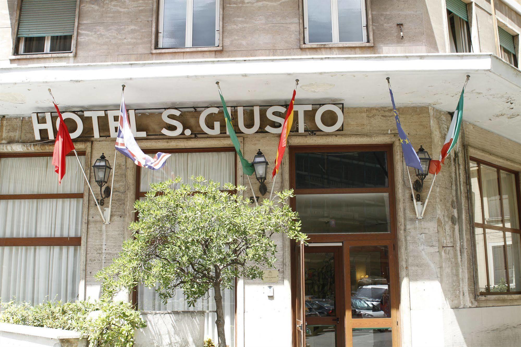 Gh Hotel San Giusto Рим Екстериор снимка